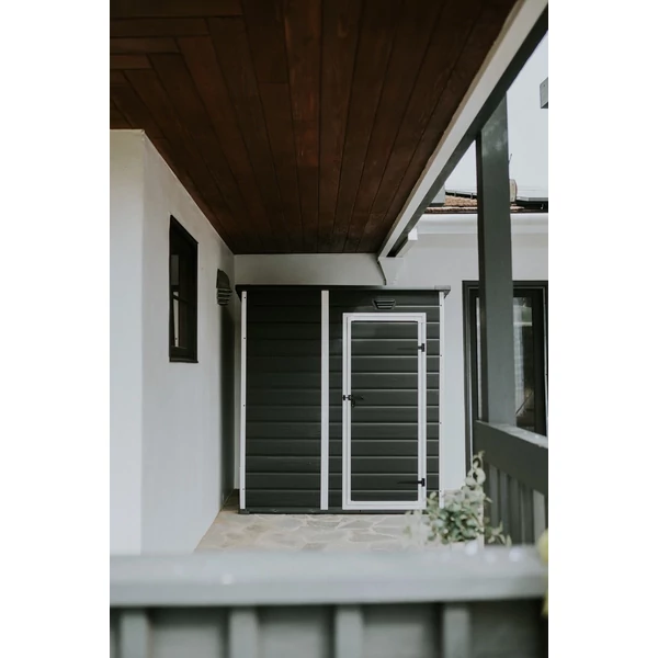 ESSENTIALS 6X4 MŰANYAG SZERSZÁMOSHÁZ - sötétszürke/fehér