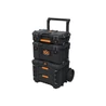 Kerekes teleszkópos szerszámláda, fekete színben, három egységből áll, ergonomikus fogantyúval és 9 hüvelykes kerekekkel a könnyű szállítás érdekében. Fehér háttér előtt fotózva.